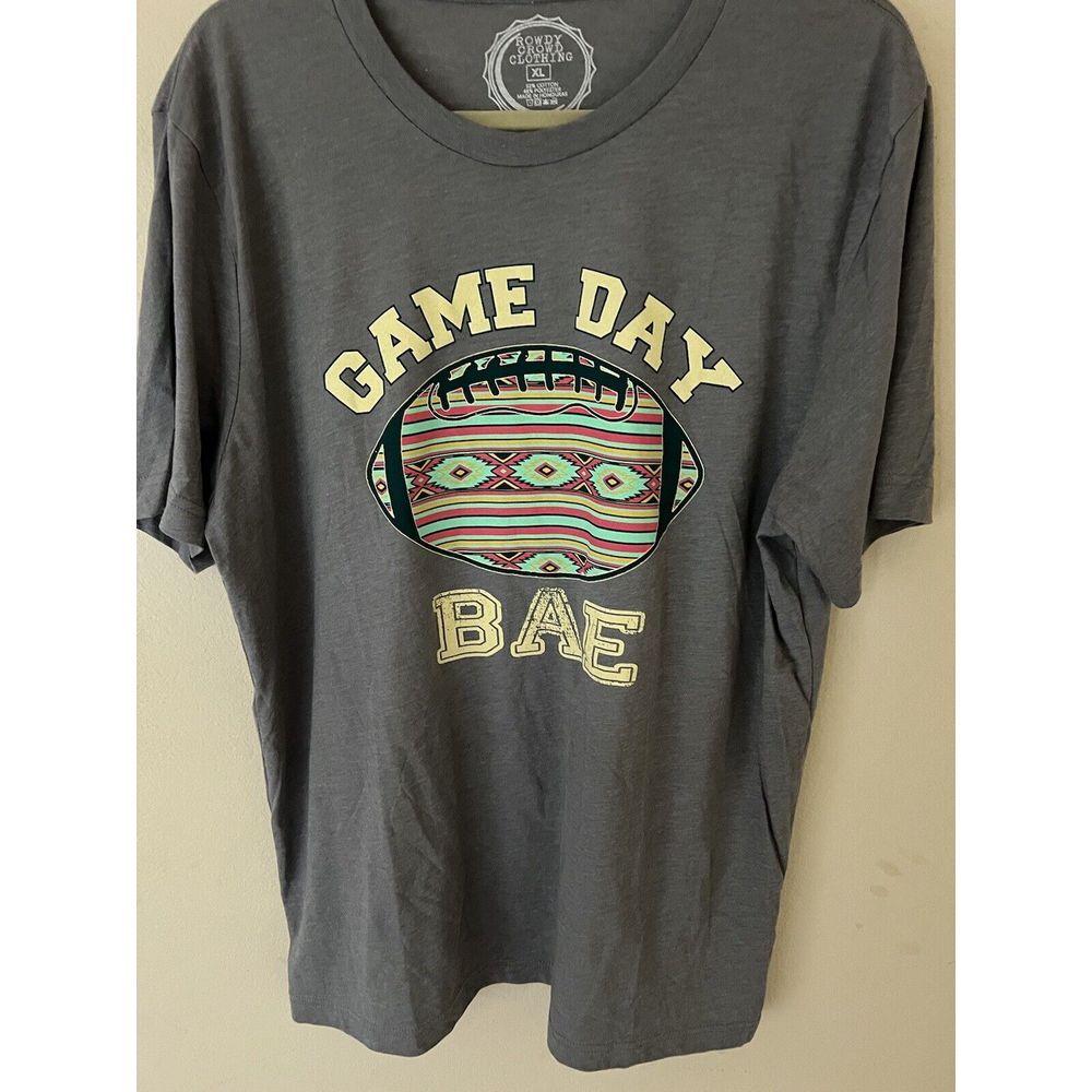 Rowdy Crowd Clothing Game Day TShirt XL Football Aztec‎